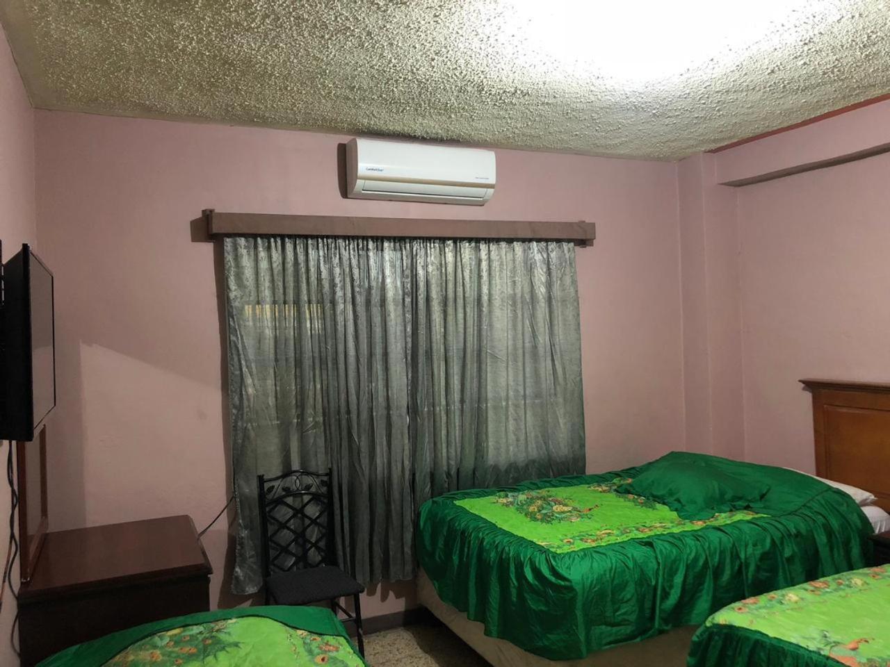 Hotel Guest House Inn San Pedro Sula Exterior photo